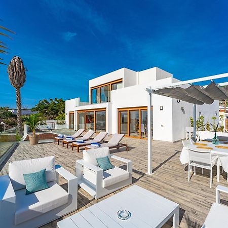 Fabulous Contemporary 5 Bedroom Villa With Private Heated Pool, Sleeps Max 13 Callao Salvaje Eksteriør billede