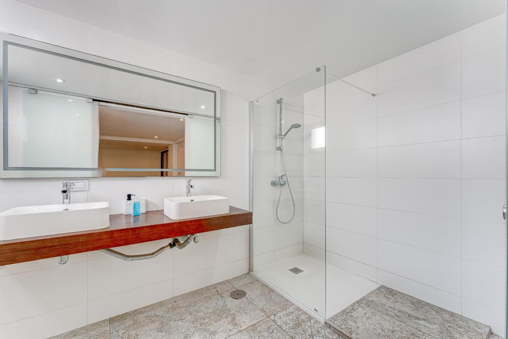 Fabulous Contemporary 5 Bedroom Villa With Private Heated Pool, Sleeps Max 13 Callao Salvaje Eksteriør billede