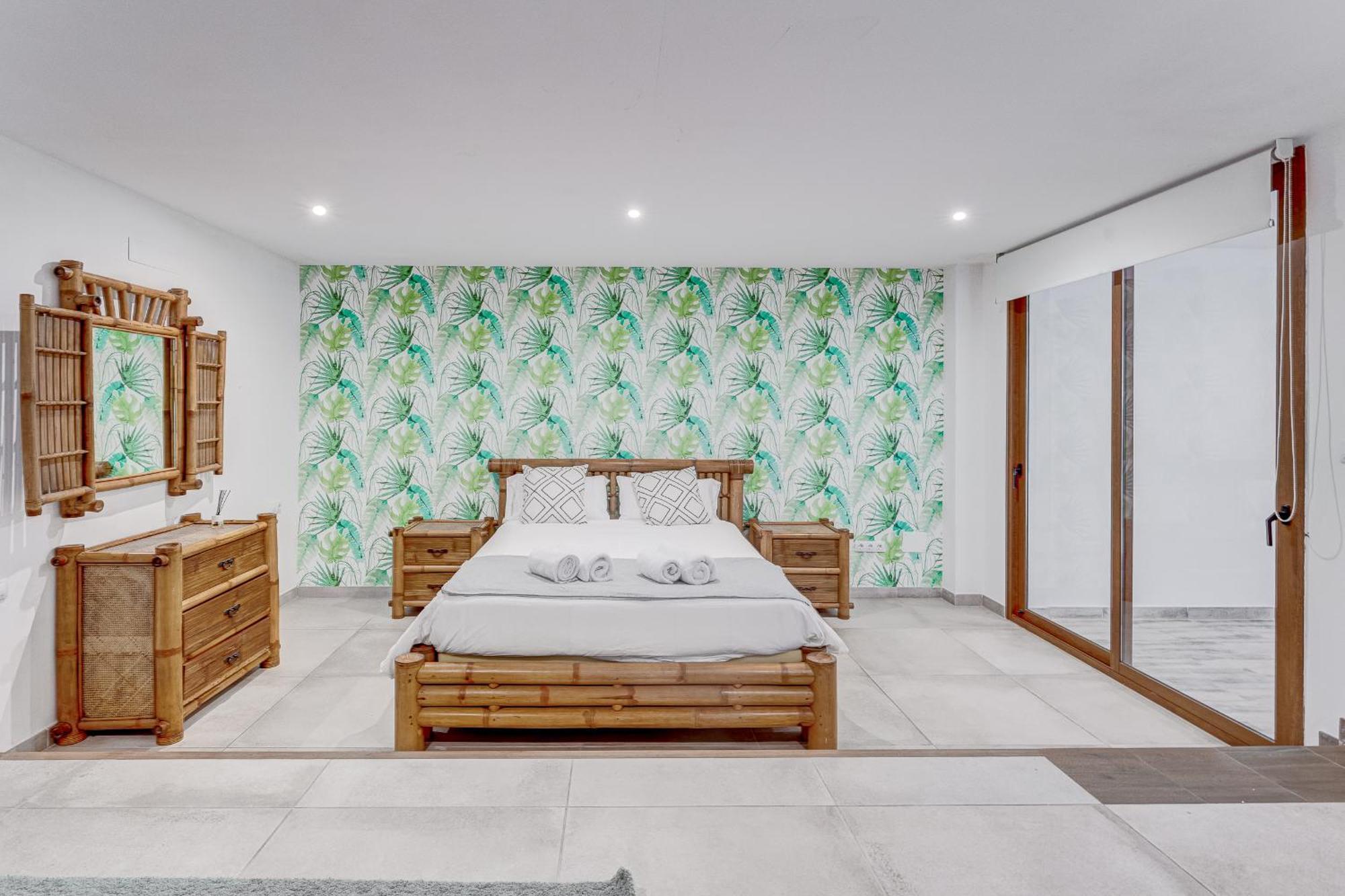 Fabulous Contemporary 5 Bedroom Villa With Private Heated Pool, Sleeps Max 13 Callao Salvaje Eksteriør billede