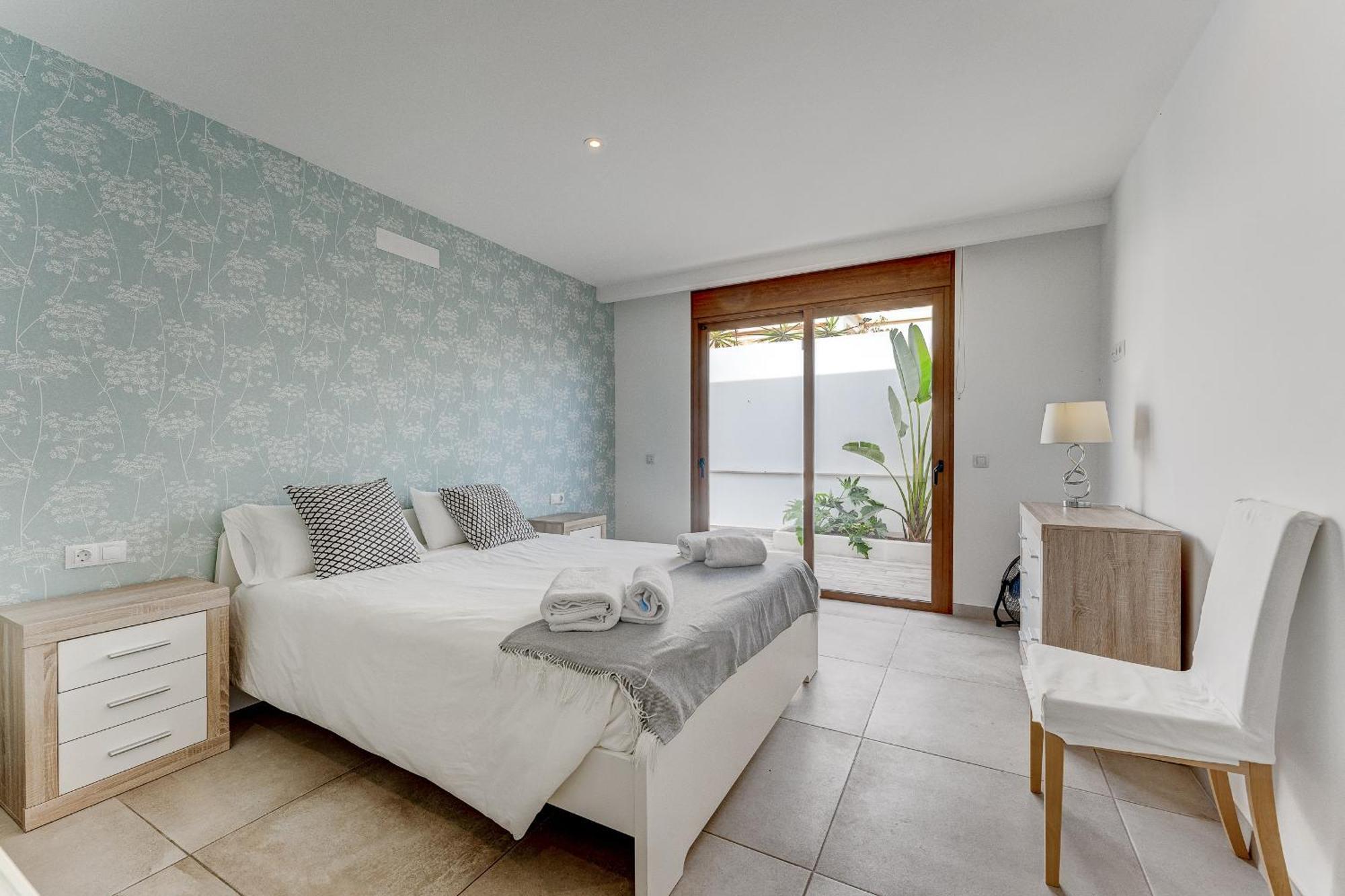 Fabulous Contemporary 5 Bedroom Villa With Private Heated Pool, Sleeps Max 13 Callao Salvaje Eksteriør billede