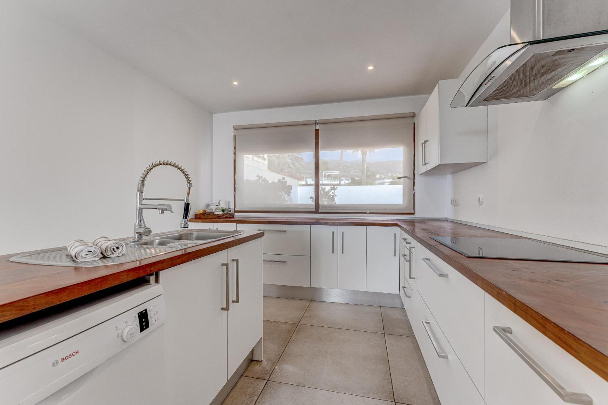 Fabulous Contemporary 5 Bedroom Villa With Private Heated Pool, Sleeps Max 13 Callao Salvaje Eksteriør billede