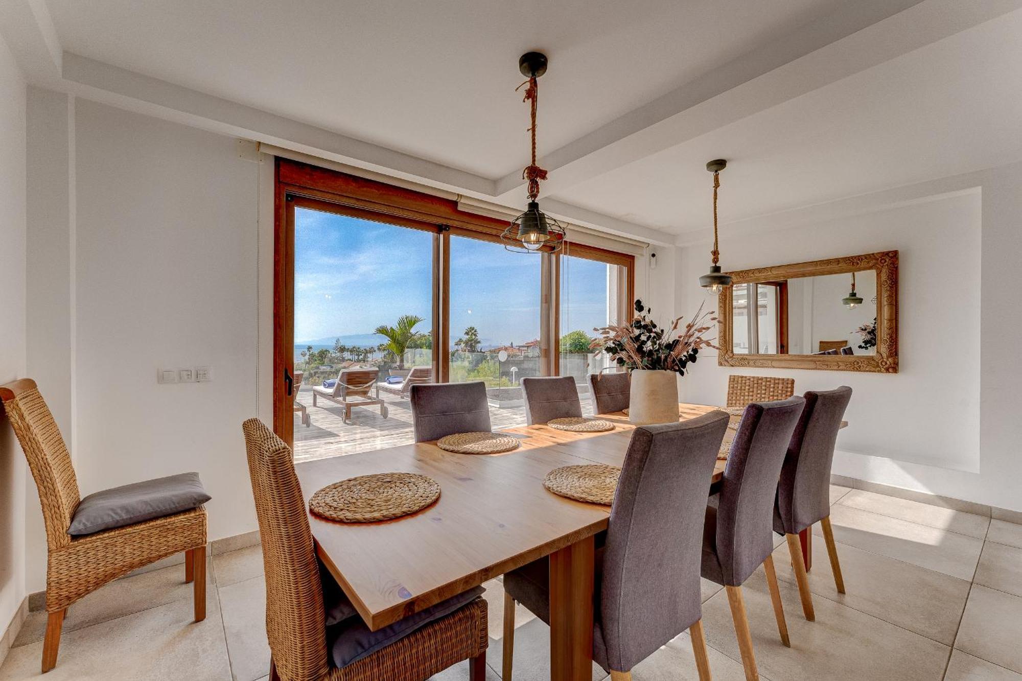 Fabulous Contemporary 5 Bedroom Villa With Private Heated Pool, Sleeps Max 13 Callao Salvaje Eksteriør billede