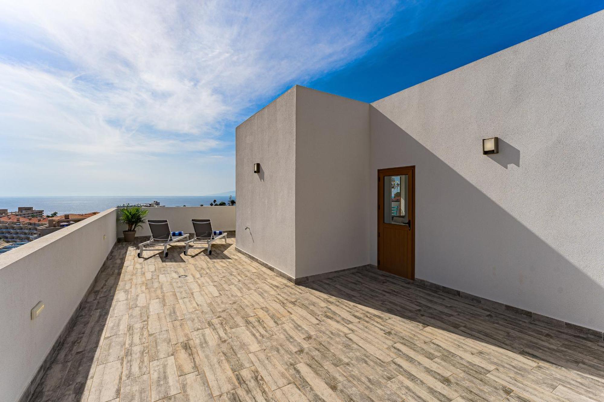 Fabulous Contemporary 5 Bedroom Villa With Private Heated Pool, Sleeps Max 13 Callao Salvaje Eksteriør billede