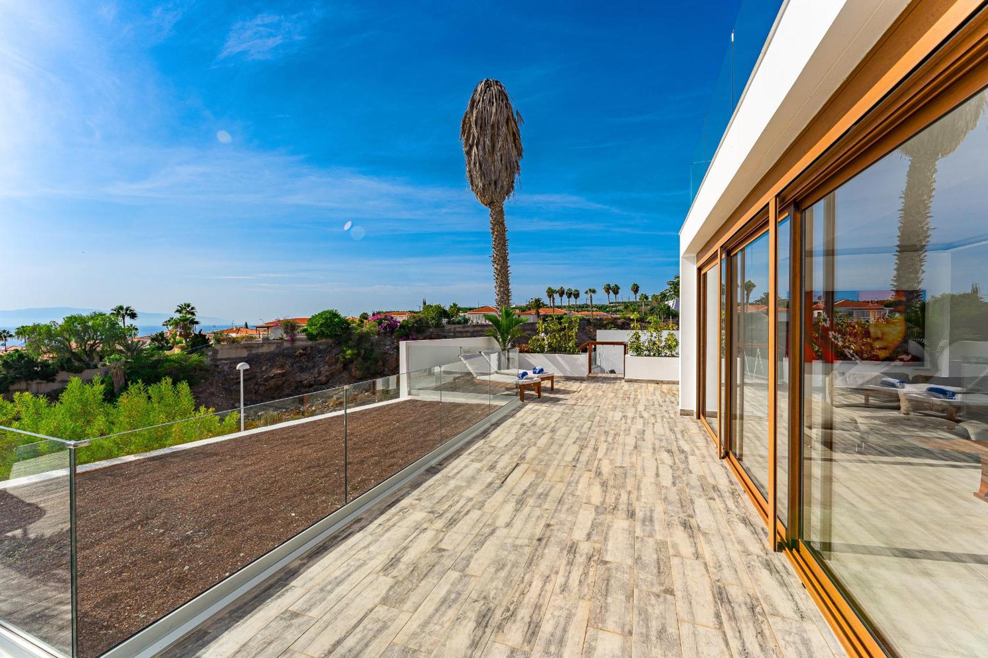 Fabulous Contemporary 5 Bedroom Villa With Private Heated Pool, Sleeps Max 13 Callao Salvaje Eksteriør billede