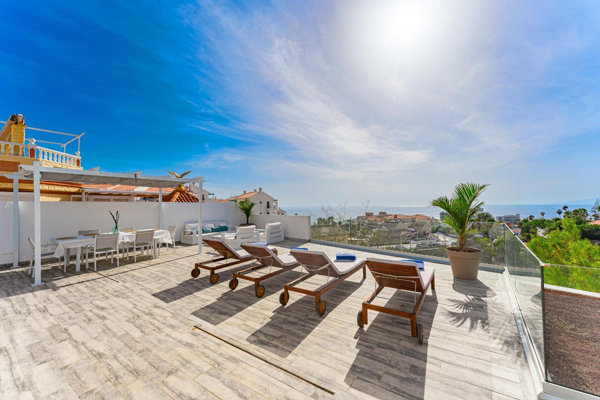 Fabulous Contemporary 5 Bedroom Villa With Private Heated Pool, Sleeps Max 13 Callao Salvaje Eksteriør billede